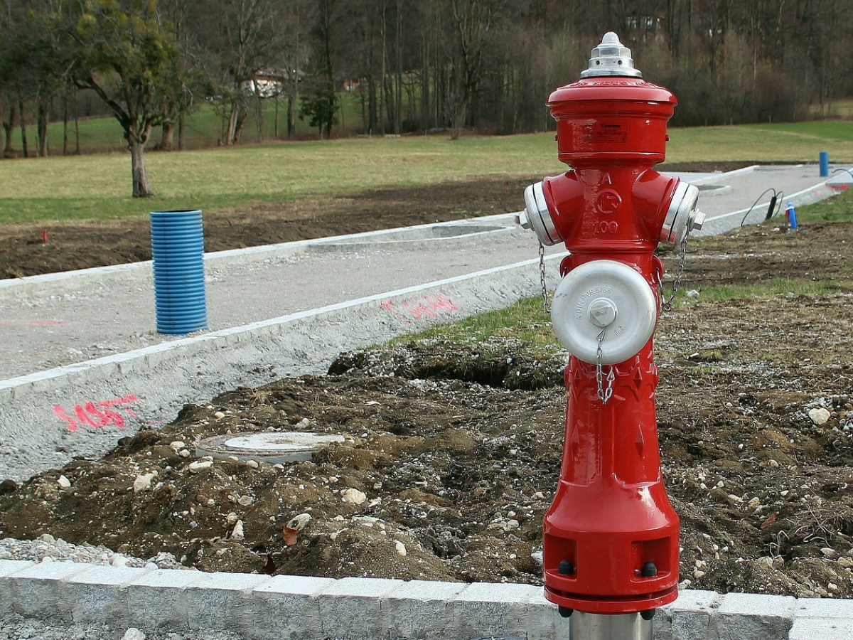 water-red-metal-fire-fire-hydrant-sculpture-994959-pxhere.com